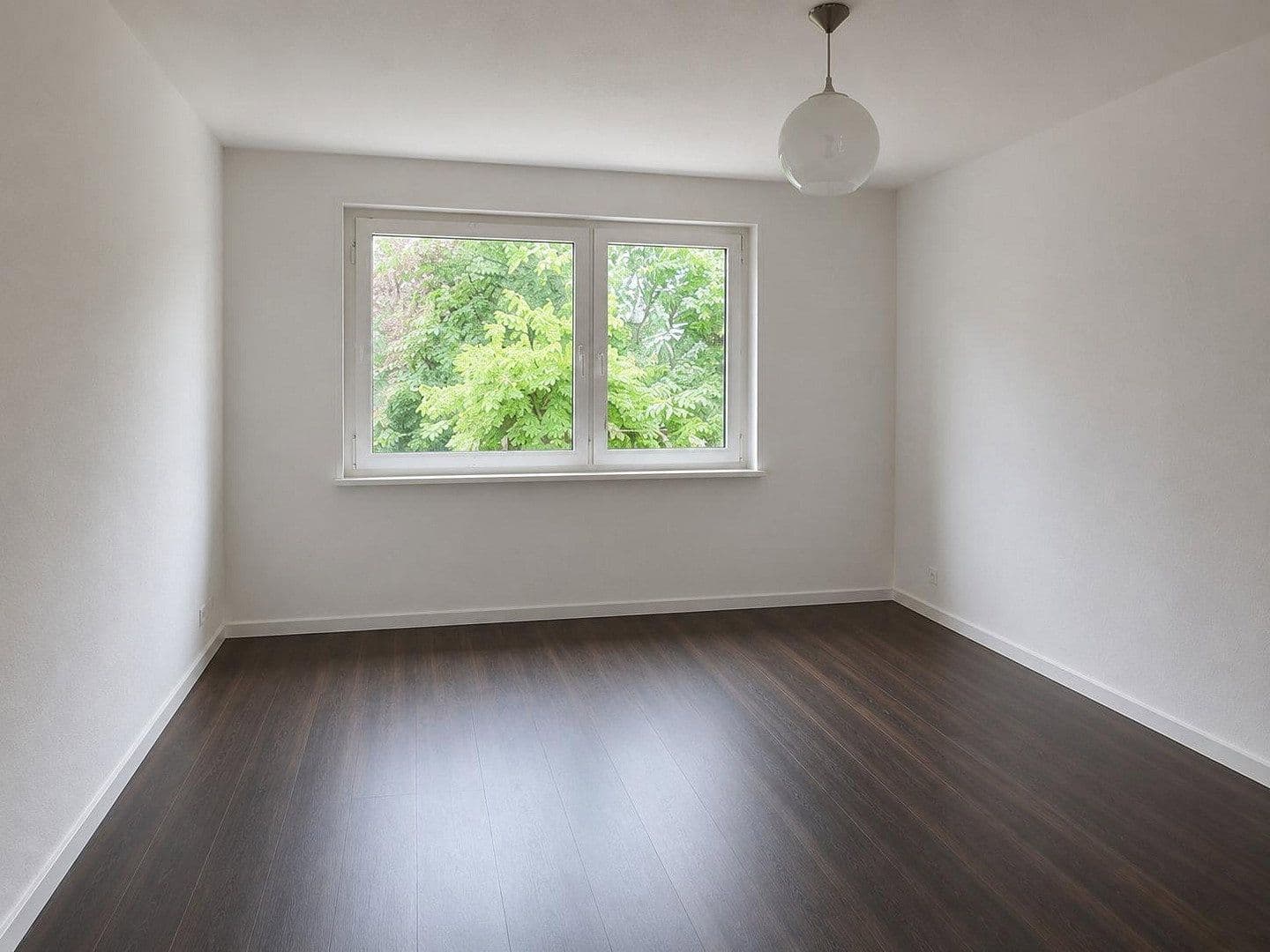 Predaj bytu 3-izbový 61 m², Frankfurt, Hesensko Predaj bytu 3-izbový 61 m², Frankfurt, Hesensko