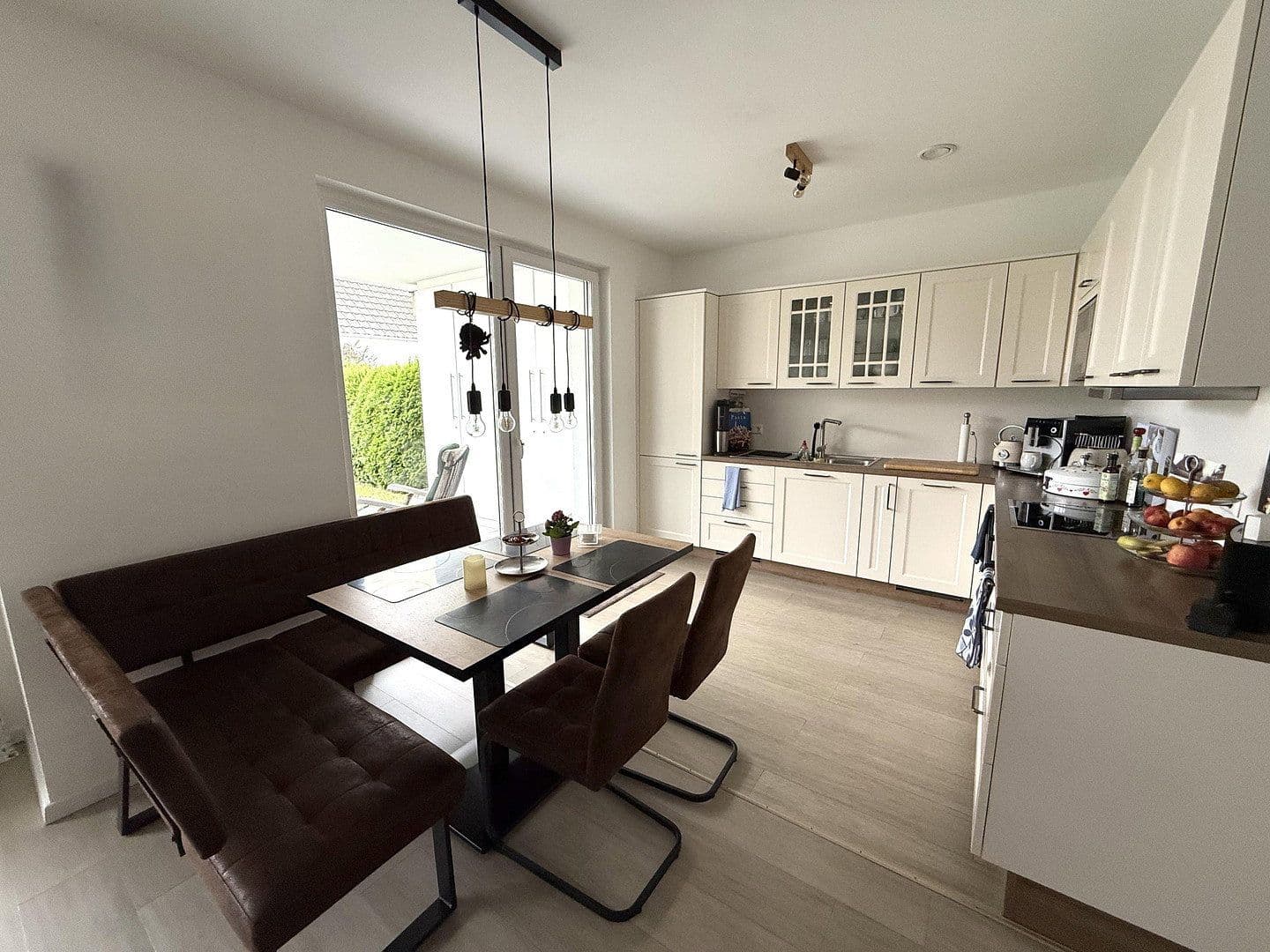 Prenájom bytu 3-izbový 105 m², Lise-Meitner-Straße 9, Hildesheim, Dolné Sasko Prenájom bytu 3-izbový 105 m², Lise-Meitner-Straße 9, Hildesheim, Dolné Sasko