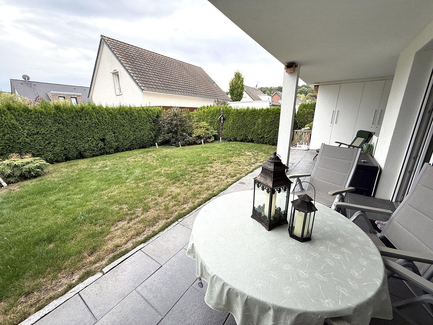 Prenájom bytu 3-izbový 105 m², Lise-Meitner-Straße 9, Hildesheim, Dolné Sasko Prenájom bytu 3-izbový 105 m², Lise-Meitner-Straße 9, Hildesheim, Dolné Sasko
