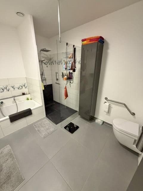 Prenájom bytu 3-izbový 105 m², Lise-Meitner-Straße 9, Hildesheim, Dolné Sasko Prenájom bytu 3-izbový 105 m², Lise-Meitner-Straße 9, Hildesheim, Dolné Sasko