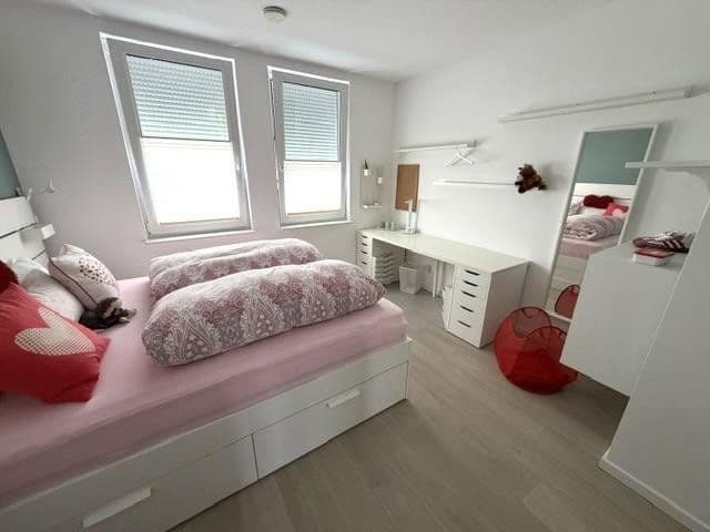 Prenájom bytu 3-izbový 105 m², Lise-Meitner-Straße 9, Hildesheim, Dolné Sasko Prenájom bytu 3-izbový 105 m², Lise-Meitner-Straße 9, Hildesheim, Dolné Sasko