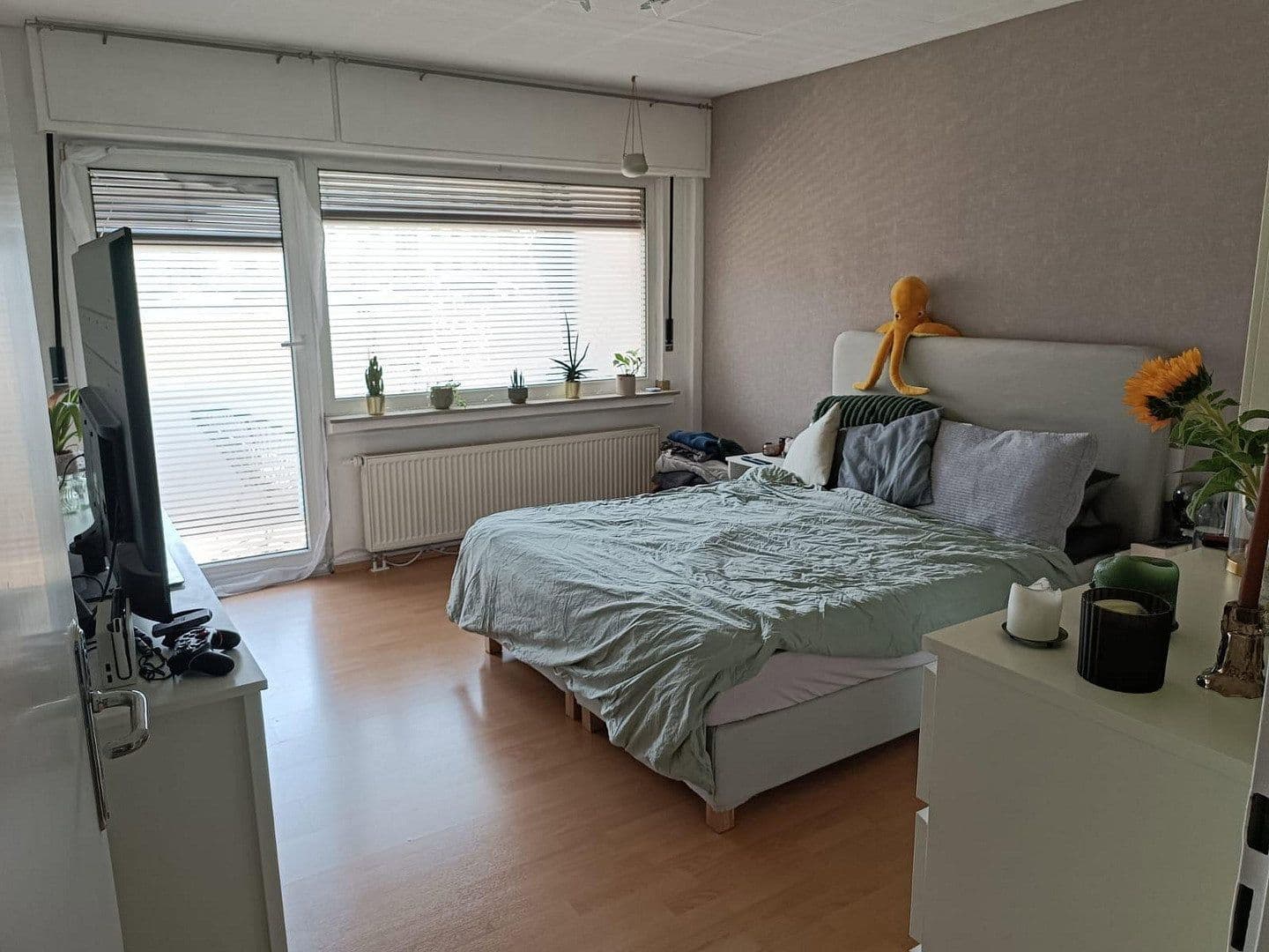 Prenájom bytu 3-izbový 66 m², Brühl, Severné Porýnie - Westfálsko Prenájom bytu 3-izbový 66 m², Brühl, Severné Porýnie - Westfálsko