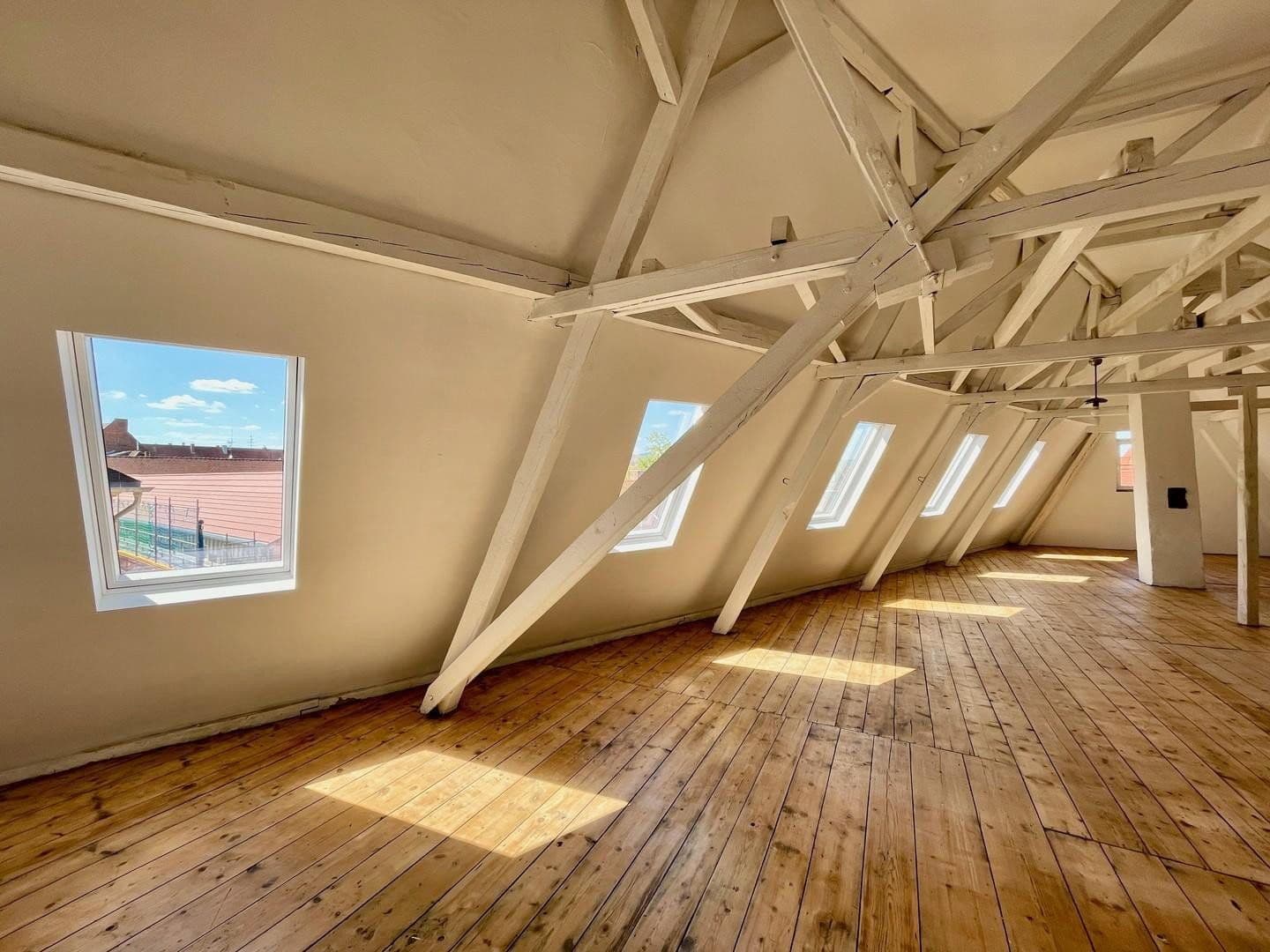 Predaj domu 595 m², pozemok 222 m², Kronstraße 41, Landau in der Pfalz, Porýnie-Falcko Predaj domu 595 m², pozemok 222 m², Kronstraße 41, Landau in der Pfalz, Porýnie-Falcko