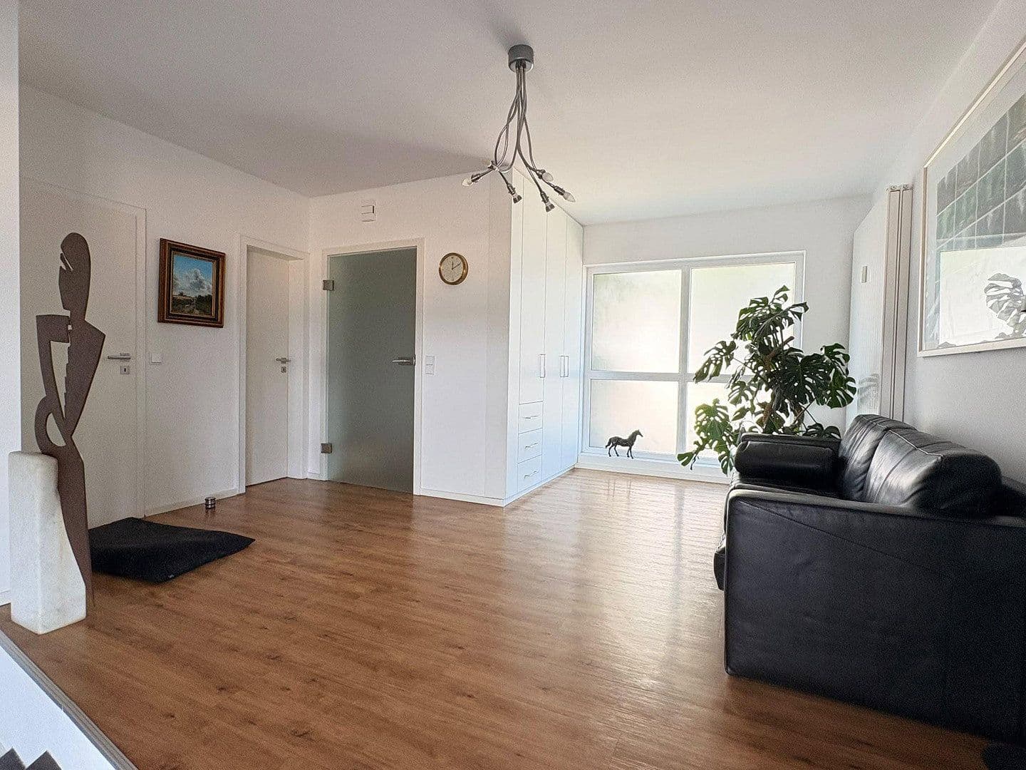 Predaj domu 300 m², pozemok 652 m², Dietzenbach, Hesensko Predaj domu 300 m², pozemok 652 m², Dietzenbach, Hesensko