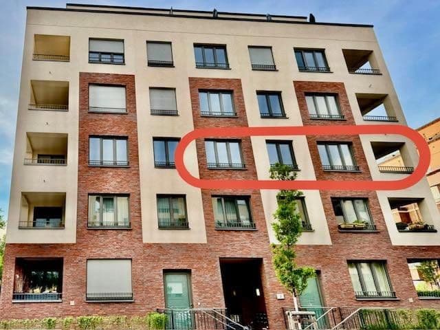 Prenájom bytu 4-izbový 110 m², Berlin, Berlín Prenájom bytu 4-izbový 110 m², Berlin, Berlín