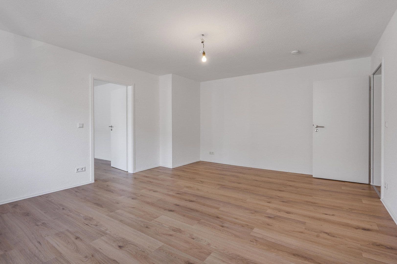 Prenájom bytu 2-izbový 49 m², Velbert, Severné Porýnie - Westfálsko Prenájom bytu 2-izbový 49 m², Velbert, Severné Porýnie - Westfálsko