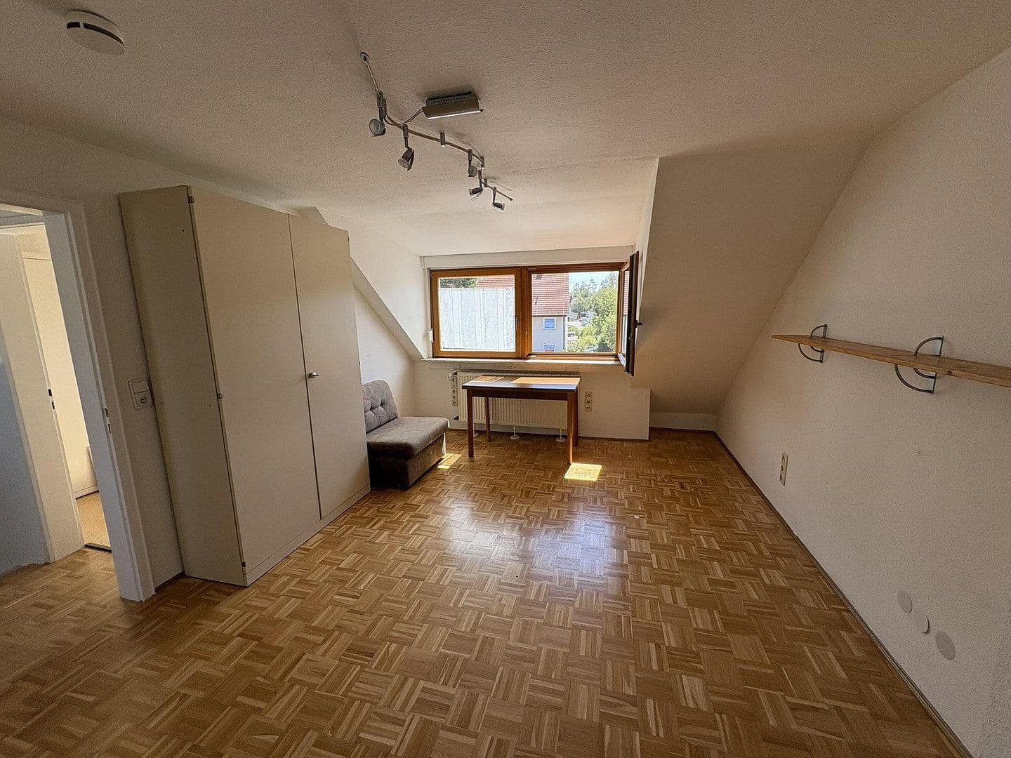 Predaj domu 110 m², pozemok 242 m², Rückersdorf, Bavorsko Predaj domu 110 m², pozemok 242 m², Rückersdorf, Bavorsko