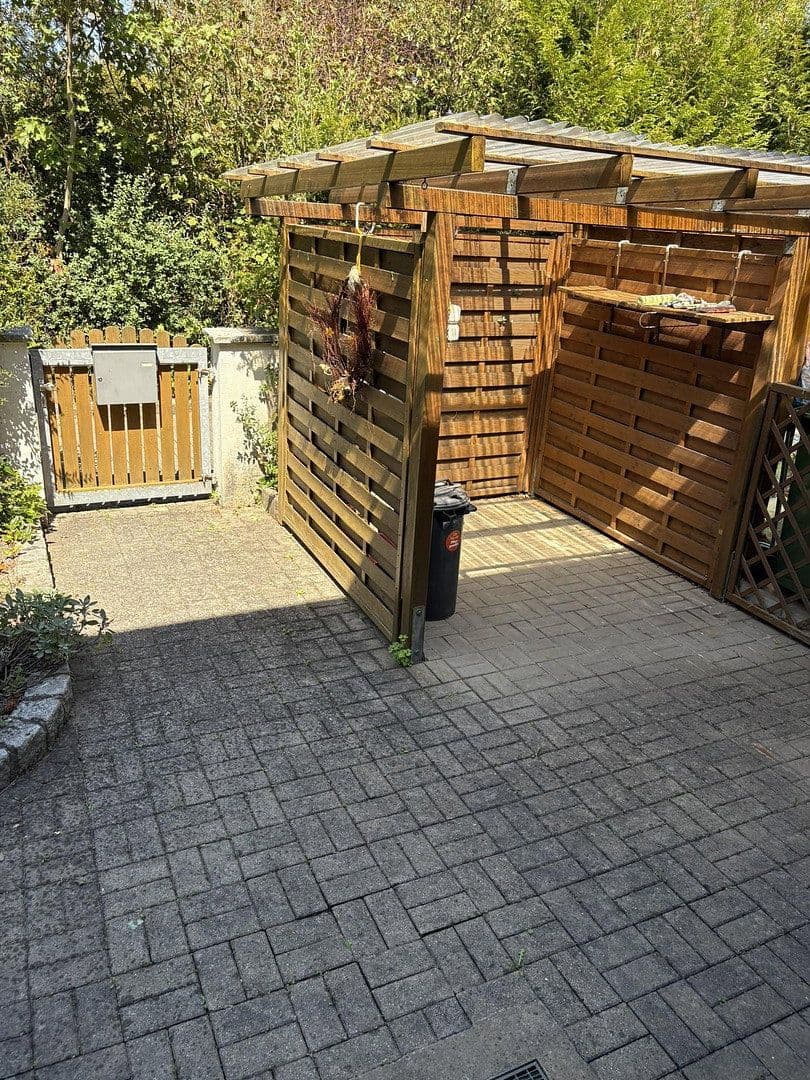 Predaj domu 110 m², pozemok 242 m², Rückersdorf, Bavorsko Predaj domu 110 m², pozemok 242 m², Rückersdorf, Bavorsko
