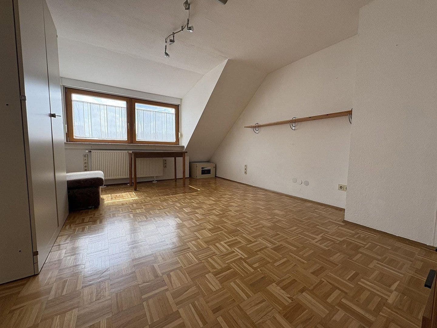 Predaj domu 110 m², pozemok 242 m², Rückersdorf, Bavorsko Predaj domu 110 m², pozemok 242 m², Rückersdorf, Bavorsko