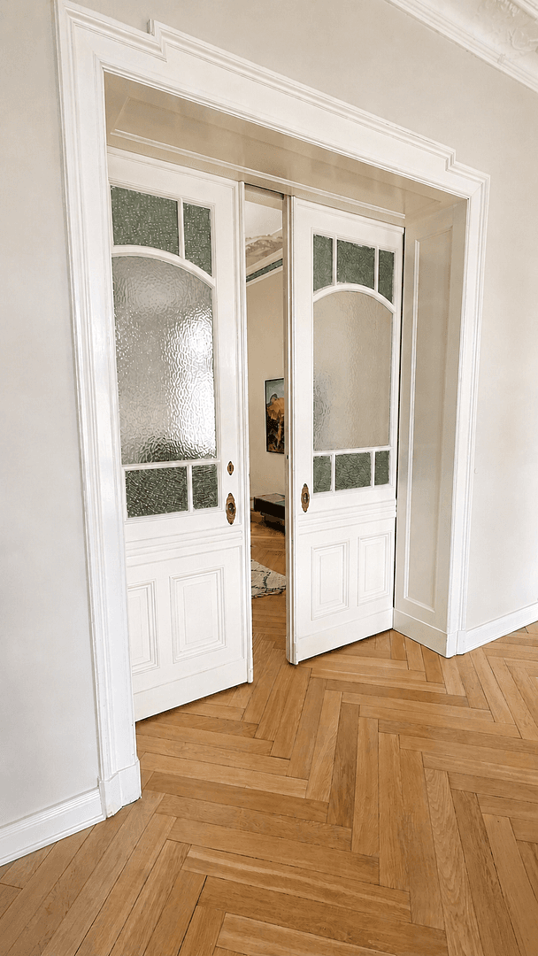 Predaj bytu 3-izbový 110 m², Berlin, Berlín Predaj bytu 3-izbový 110 m², Berlin, Berlín