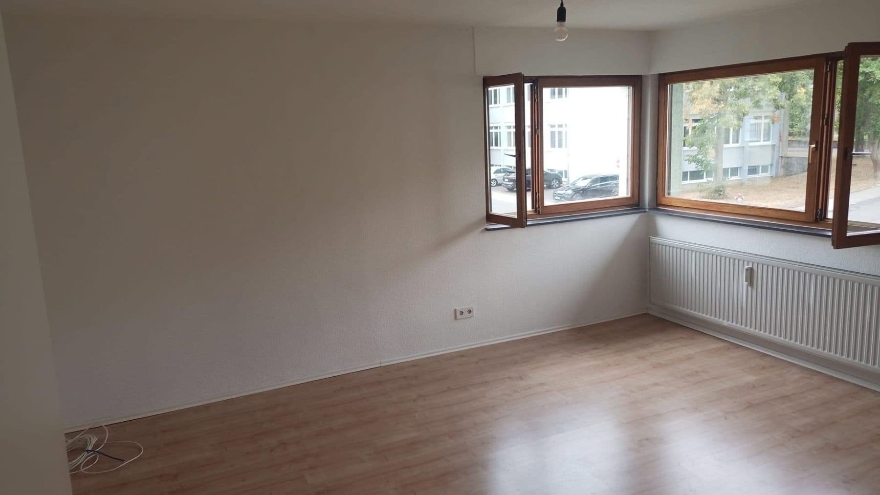 Predaj domu 271 m², pozemok 743 m², Tauberbischofsheim, Bádensko-Wurttembersko Predaj domu 271 m², pozemok 743 m², Tauberbischofsheim, Bádensko-Wurttembersko