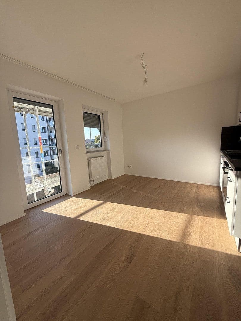 Prenájom bytu 2-izbový 36 m², München, Bavorsko Prenájom bytu 2-izbový 36 m², München, Bavorsko