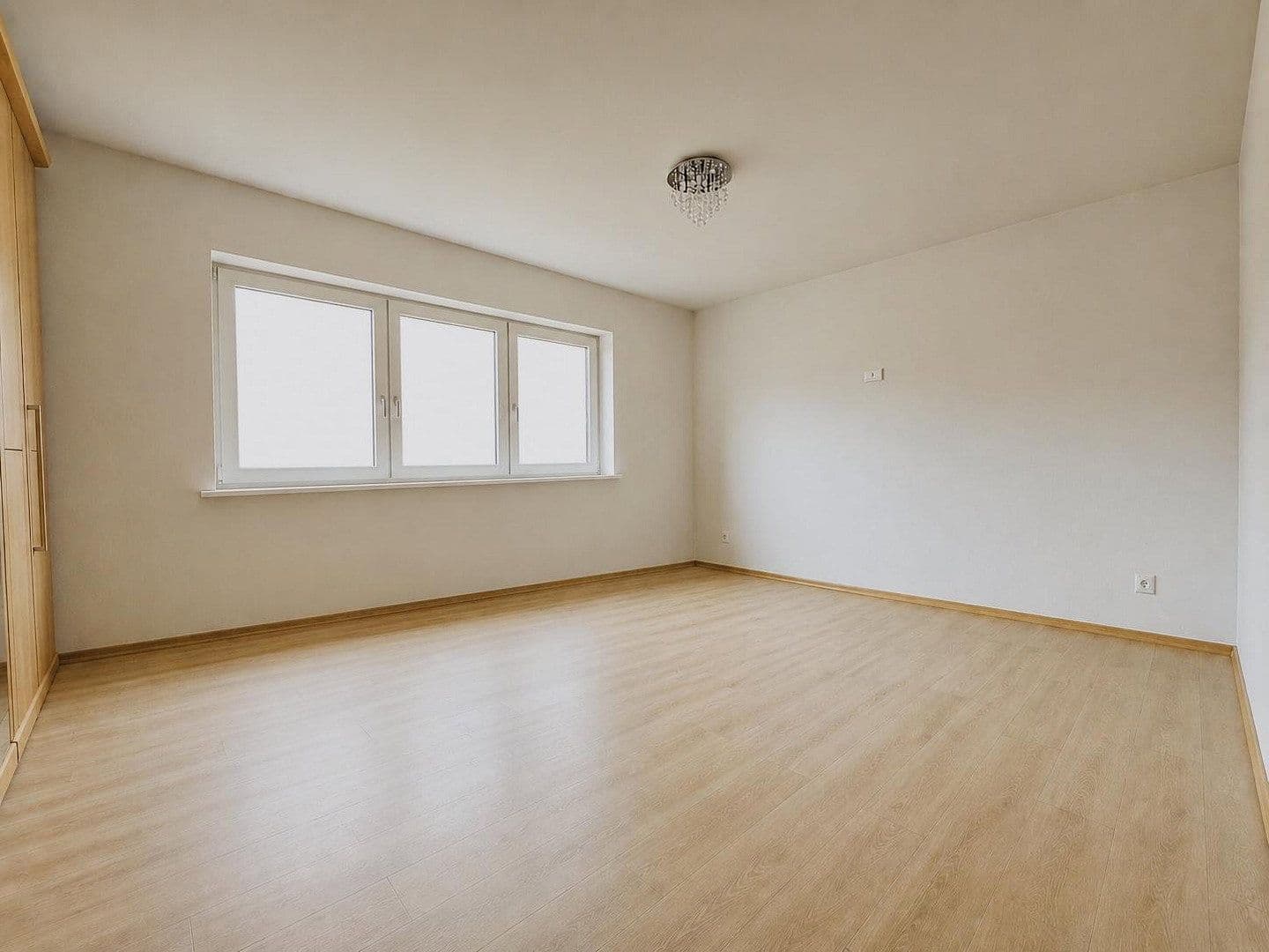 Predaj domu 265 m², pozemok 282 m², Rottweil, Bádensko-Wurttembersko Predaj domu 265 m², pozemok 282 m², Rottweil, Bádensko-Wurttembersko