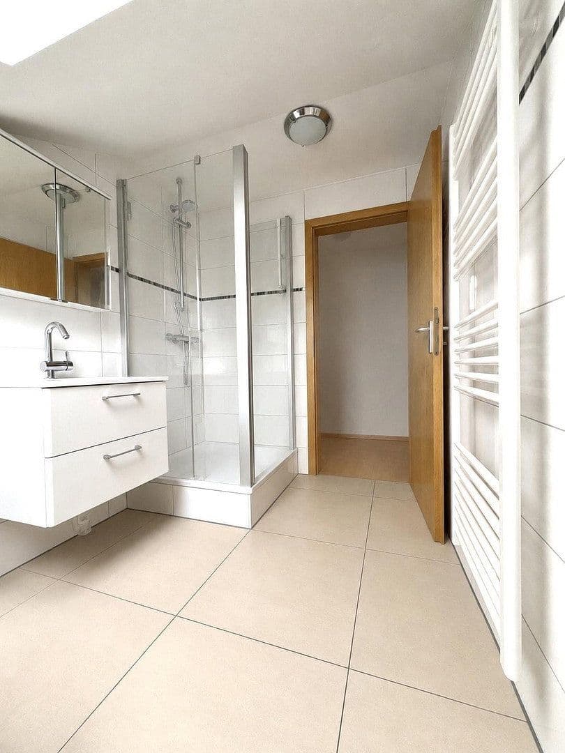 Predaj domu 265 m², pozemok 282 m², Rottweil, Bádensko-Wurttembersko Predaj domu 265 m², pozemok 282 m², Rottweil, Bádensko-Wurttembersko