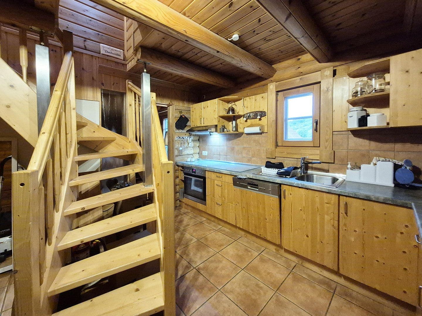 Predaj domu 115 m², pozemok 599 m², Creglingen, Bádensko-Wurttembersko Predaj domu 115 m², pozemok 599 m², Creglingen, Bádensko-Wurttembersko