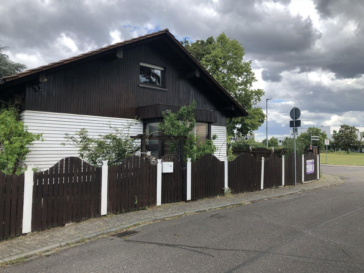 Predaj domu 190 m², pozemok 623 m², Ketsch, Bádensko-Wurttembersko Predaj domu 190 m², pozemok 623 m², Ketsch, Bádensko-Wurttembersko