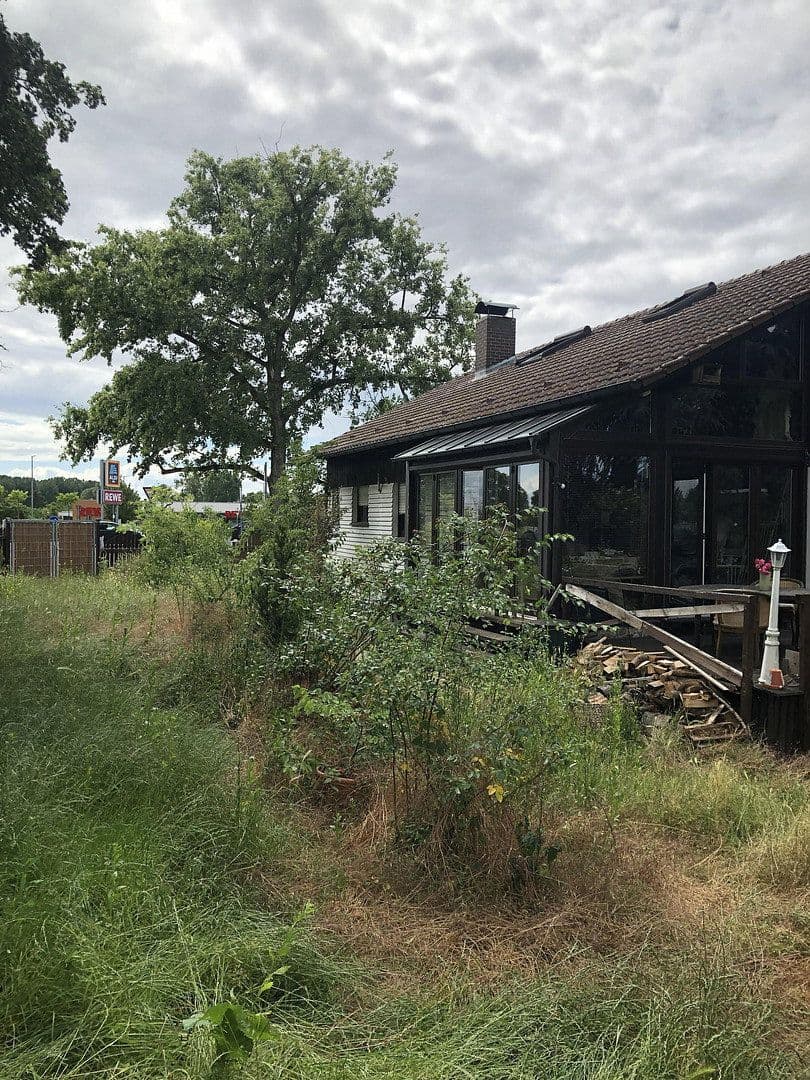 Predaj domu 190 m², pozemok 623 m², Ketsch, Bádensko-Wurttembersko Predaj domu 190 m², pozemok 623 m², Ketsch, Bádensko-Wurttembersko