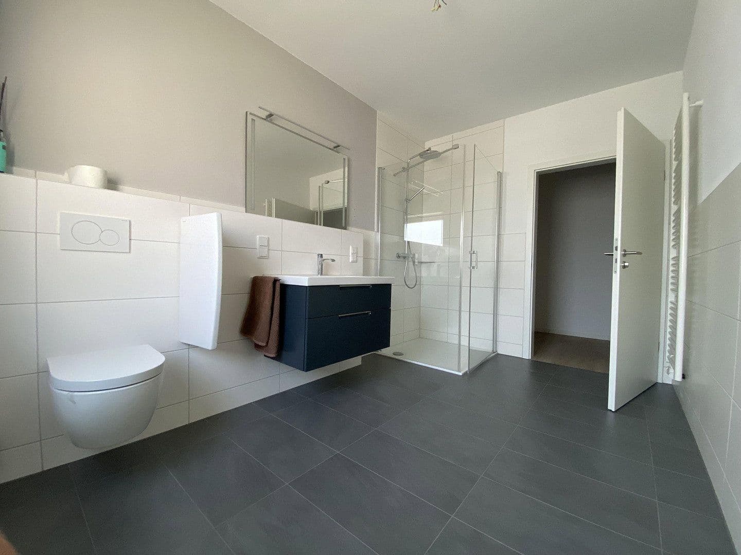 Prenájom bytu 3-izbový 133 m², Marburger Str. 67b, Marburg, Hesensko Prenájom bytu 3-izbový 133 m², Marburger Str. 67b, Marburg, Hesensko