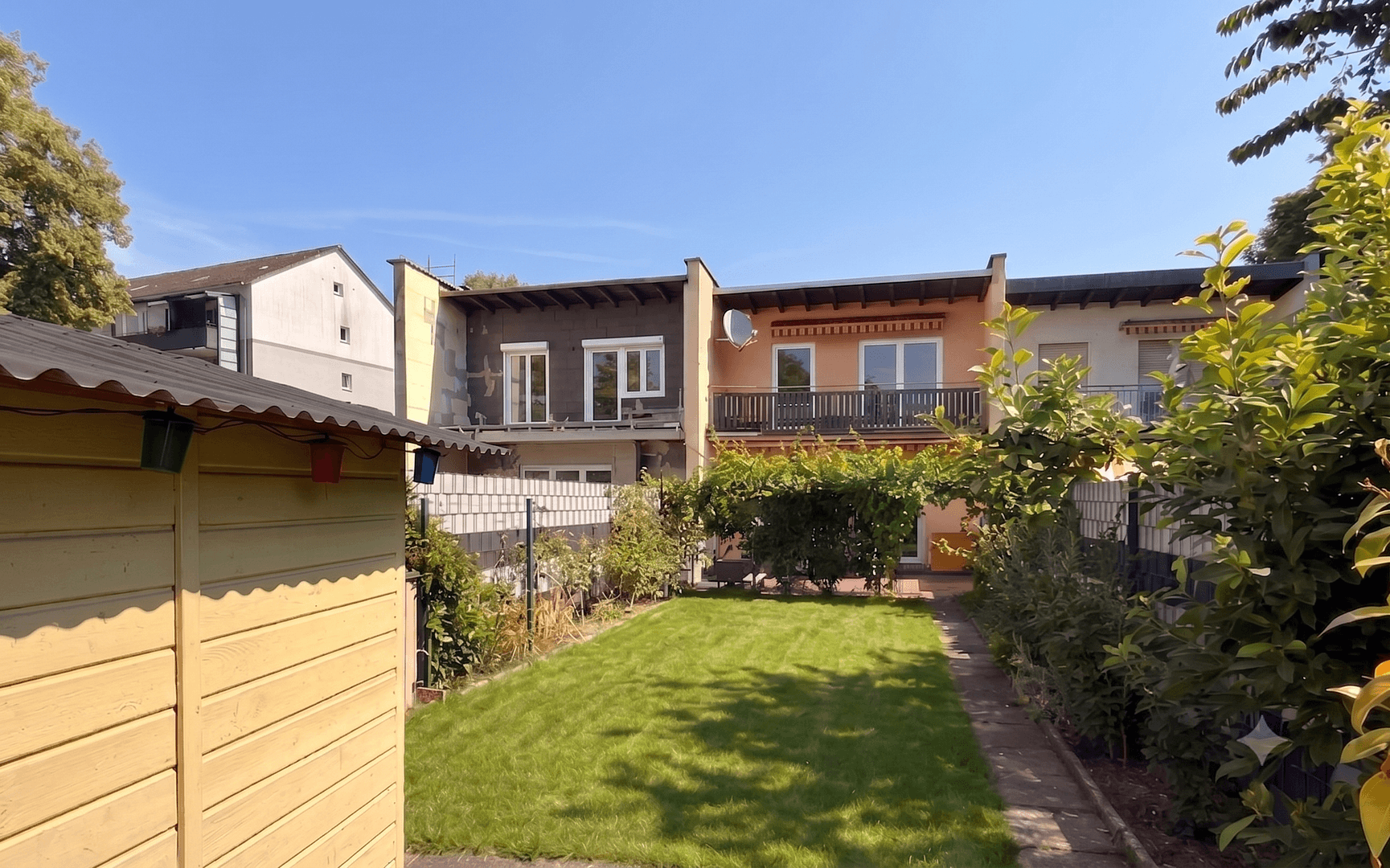Predaj domu 97 m², pozemok 192 m², Frankfurt am Main, Hesensko Predaj domu 97 m², pozemok 192 m², Frankfurt am Main, Hesensko
