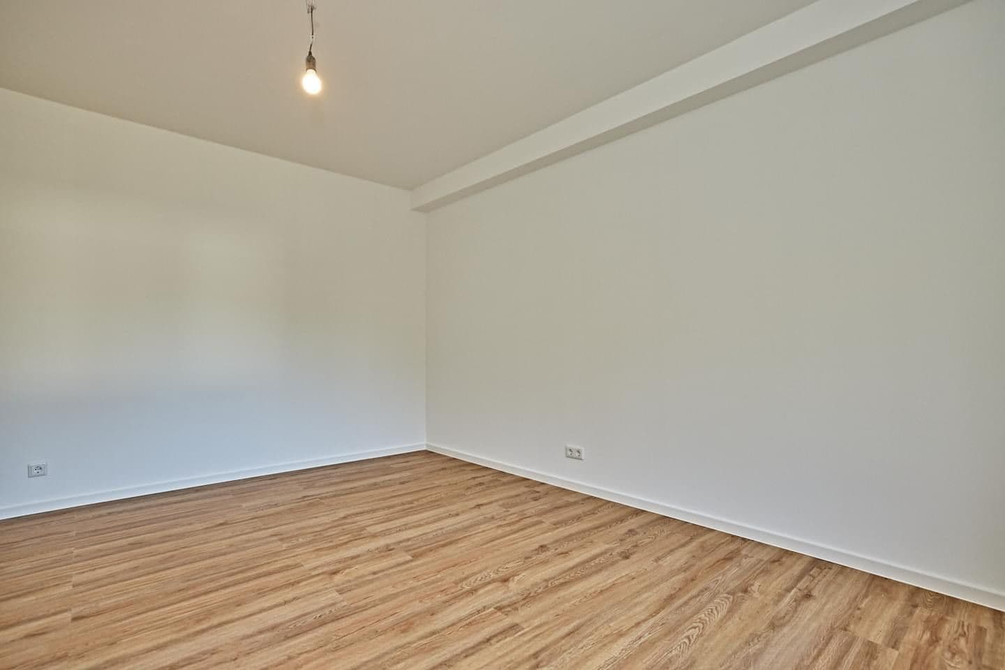 Prenájom bytu 3-izbový 97 m², Untergrüner Straße 172, Iserlohn, Severné Porýnie - Westfálsko Prenájom bytu 3-izbový 97 m², Untergrüner Straße 172, Iserlohn, Severné Porýnie - Westfálsko