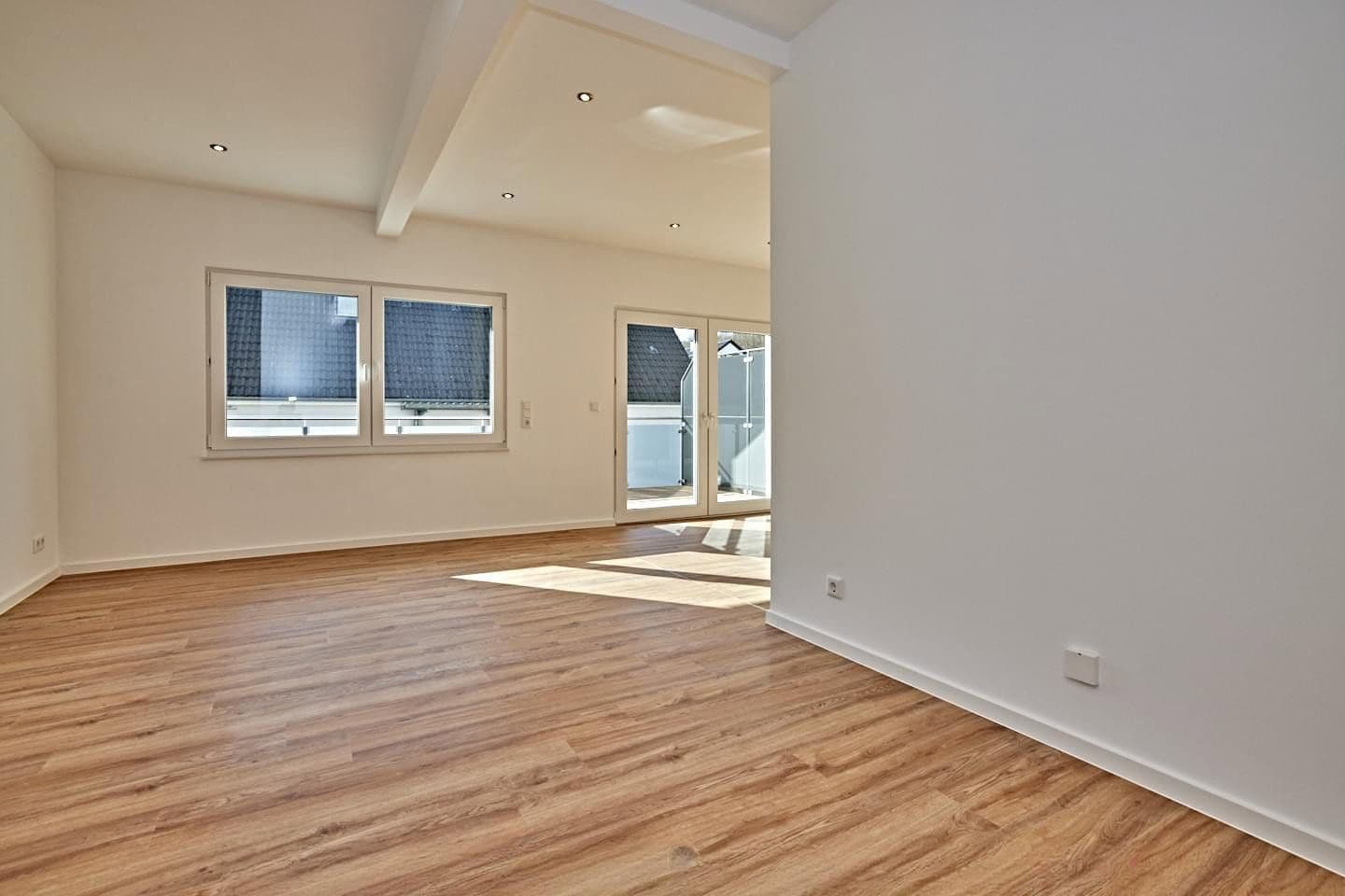 Prenájom bytu 3-izbový 97 m², Untergrüner Straße 172, Iserlohn, Severné Porýnie - Westfálsko Prenájom bytu 3-izbový 97 m², Untergrüner Straße 172, Iserlohn, Severné Porýnie - Westfálsko