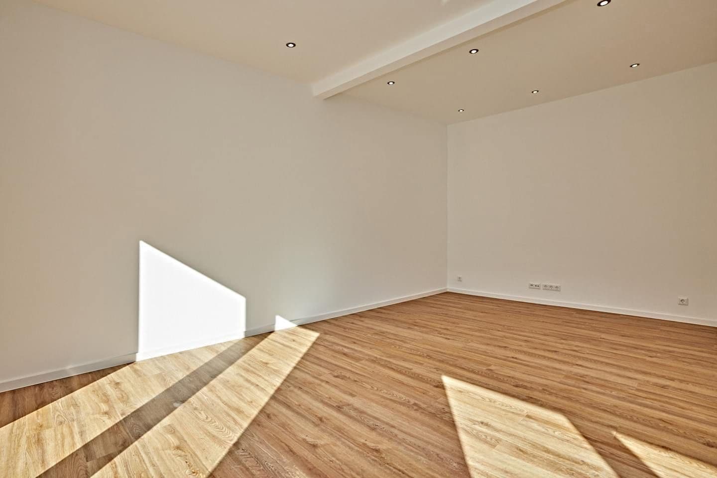 Prenájom bytu 3-izbový 97 m², Untergrüner Straße 172, Iserlohn, Severné Porýnie - Westfálsko Prenájom bytu 3-izbový 97 m², Untergrüner Straße 172, Iserlohn, Severné Porýnie - Westfálsko