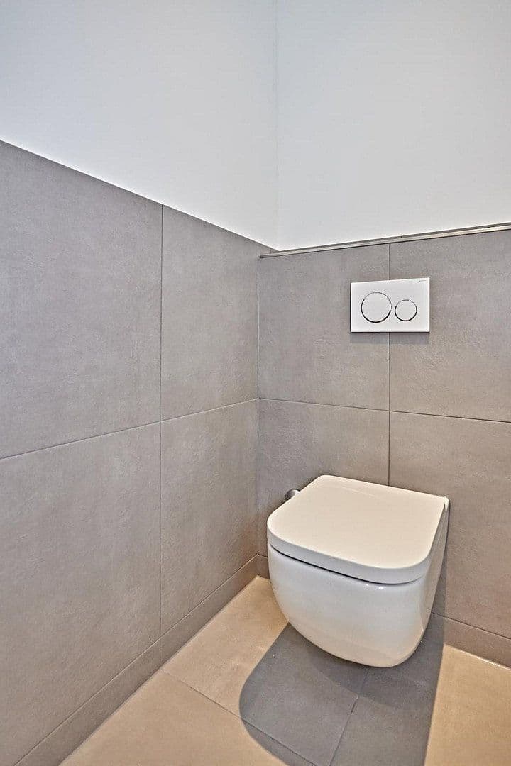Prenájom bytu 3-izbový 97 m², Untergrüner Straße 172, Iserlohn, Severné Porýnie - Westfálsko Prenájom bytu 3-izbový 97 m², Untergrüner Straße 172, Iserlohn, Severné Porýnie - Westfálsko