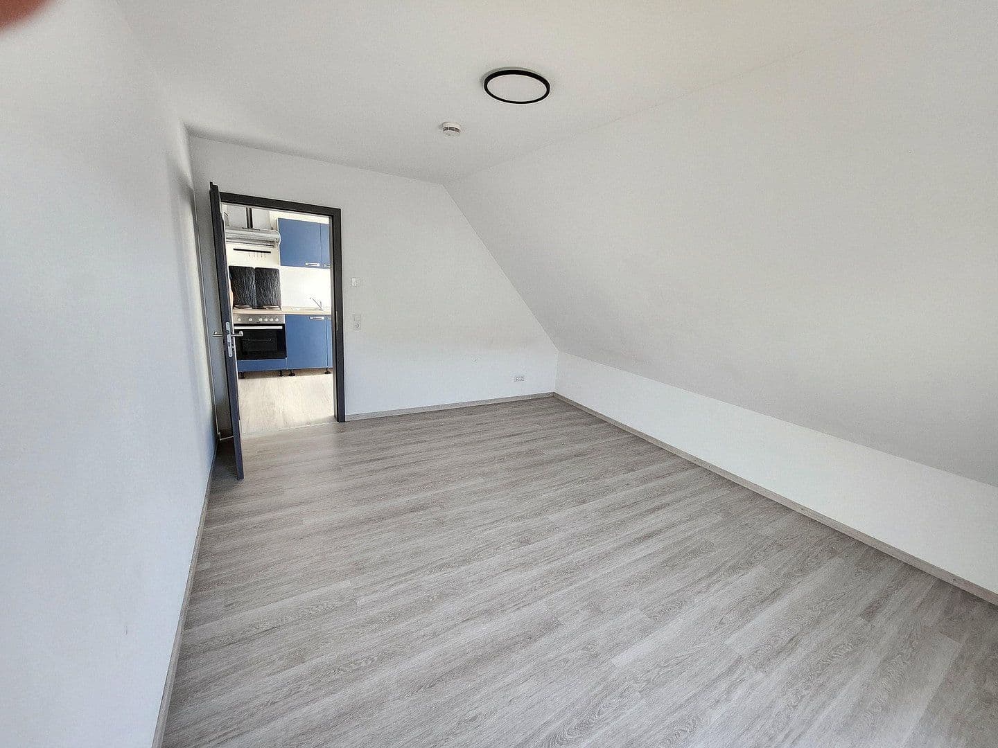 Prenájom bytu 2-izbový 68 m², Biberbach, Bavorsko Prenájom bytu 2-izbový 68 m², Biberbach, Bavorsko