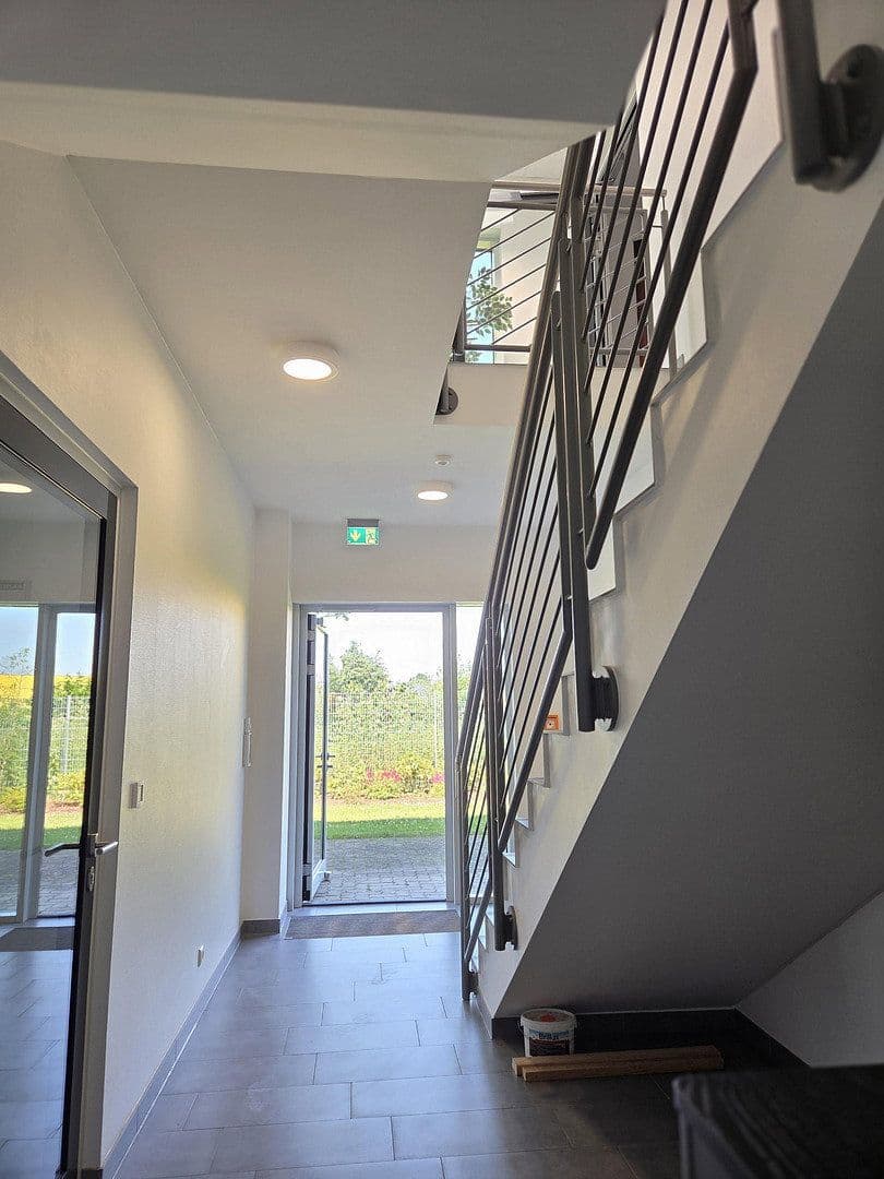 Predaj nebytového priestoru 3.295 m², Siek, Šlezvicko-Holštajnsko Predaj nebytového priestoru 3.295 m², Siek, Šlezvicko-Holštajnsko