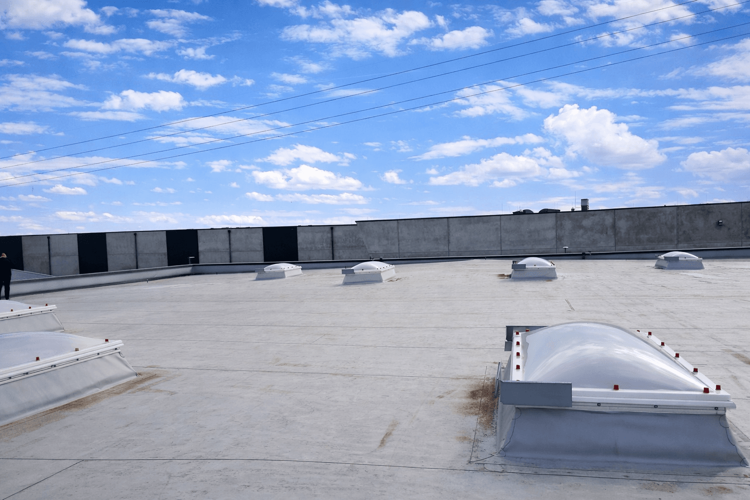 Predaj nebytového priestoru 3.295 m², Siek, Šlezvicko-Holštajnsko Predaj nebytového priestoru 3.295 m², Siek, Šlezvicko-Holštajnsko