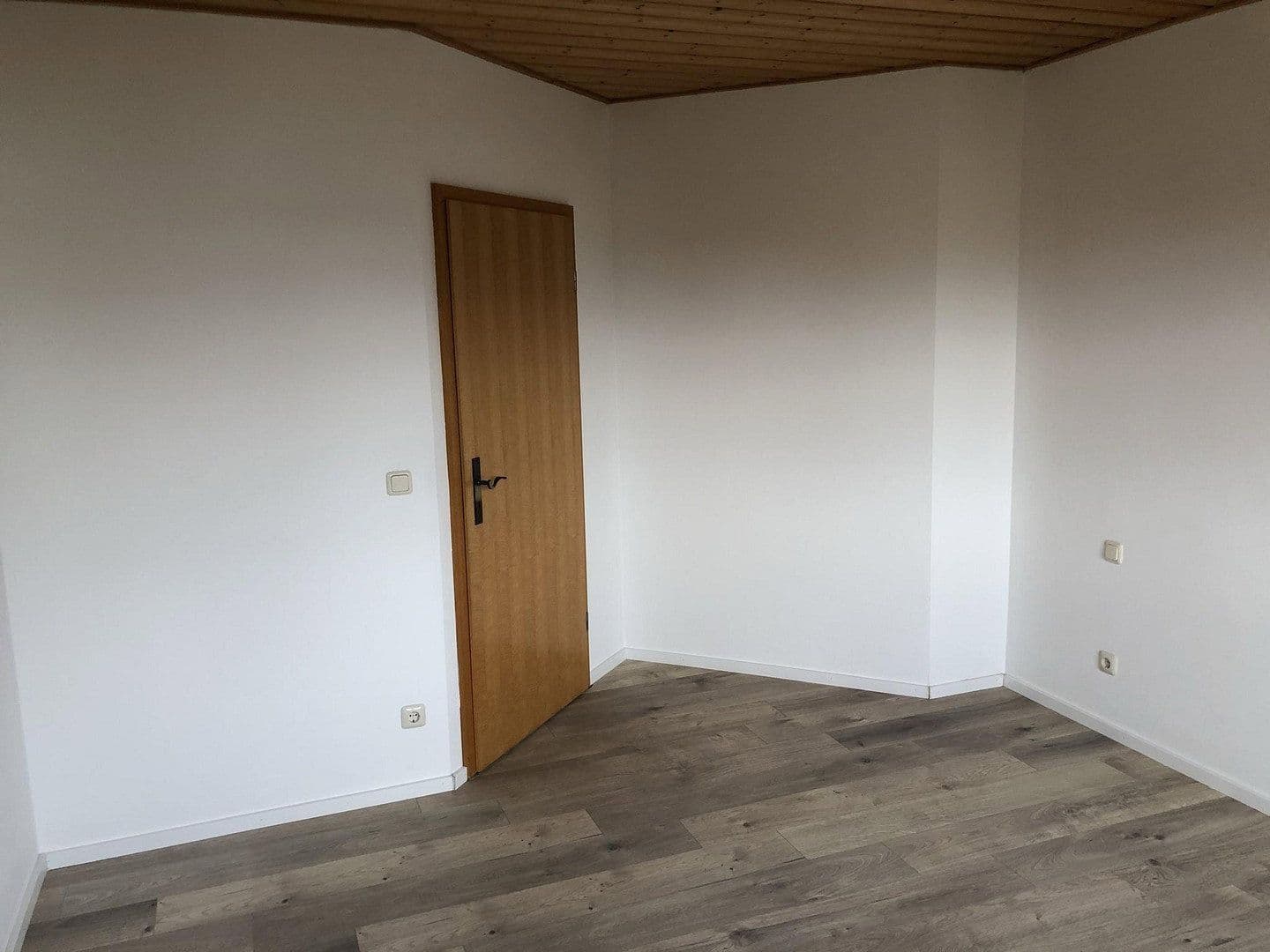Prenájom bytu 6-izbový 107 m², Schillerstraße 35, Pöttmes, Bavorsko Prenájom bytu 6-izbový 107 m², Schillerstraße 35, Pöttmes, Bavorsko