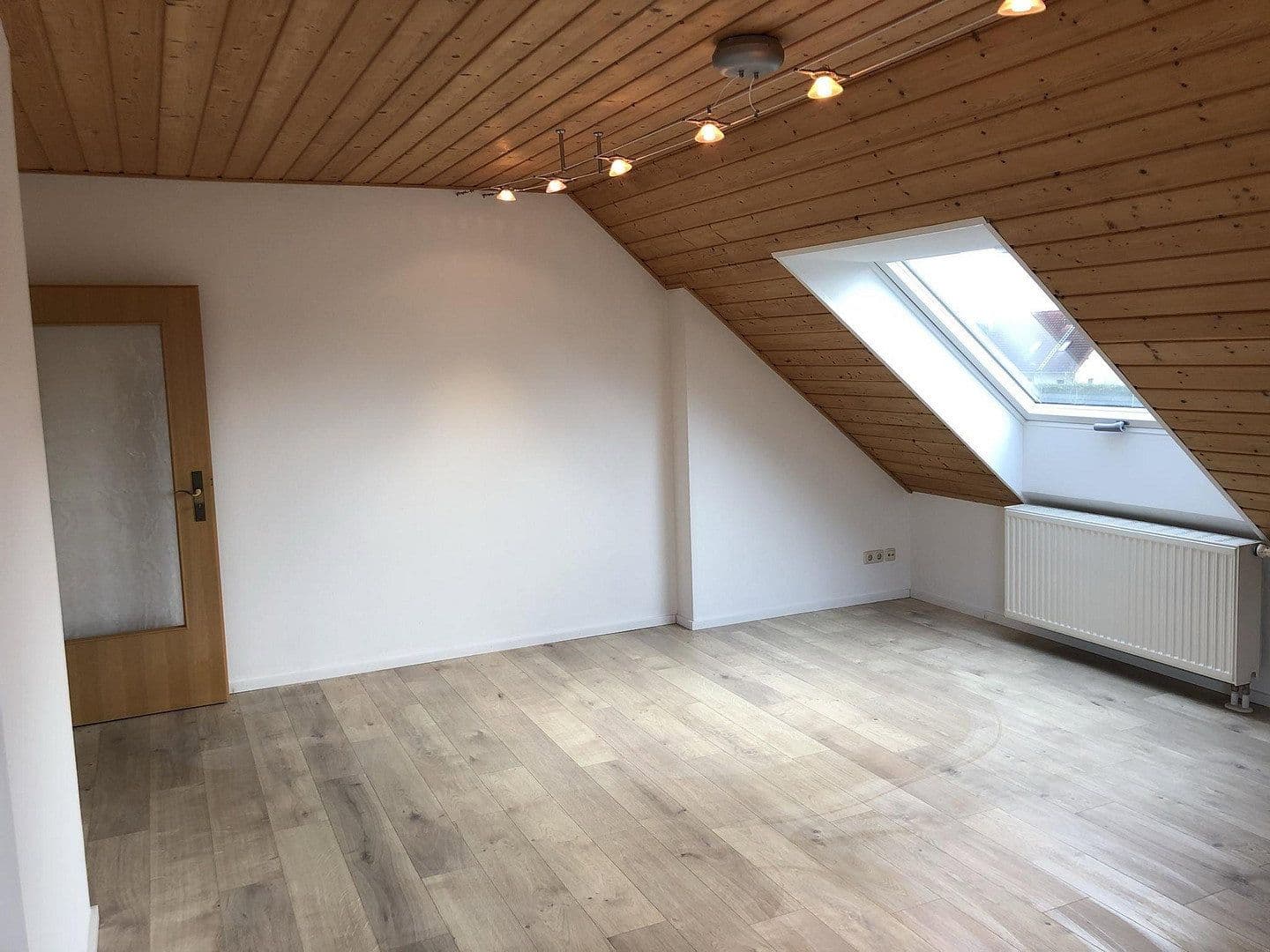 Prenájom bytu 6-izbový 107 m², Schillerstraße 35, Pöttmes, Bavorsko Prenájom bytu 6-izbový 107 m², Schillerstraße 35, Pöttmes, Bavorsko