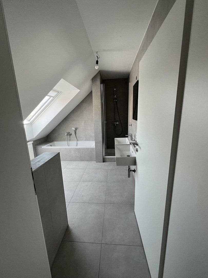 Prenájom bytu 6-izbový 107 m², Schillerstraße 35, Pöttmes, Bavorsko Prenájom bytu 6-izbový 107 m², Schillerstraße 35, Pöttmes, Bavorsko