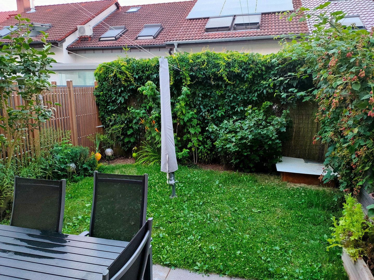 Predaj domu 96 m², pozemok 145 m², Tamm, Bádensko-Wurttembersko Predaj domu 96 m², pozemok 145 m², Tamm, Bádensko-Wurttembersko