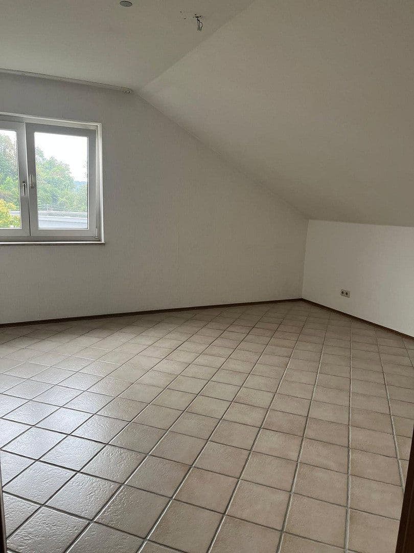 Prenájom bytu 2-izbový 50 m², Wiesloch, Bádensko-Wurttembersko Prenájom bytu 2-izbový 50 m², Wiesloch, Bádensko-Wurttembersko