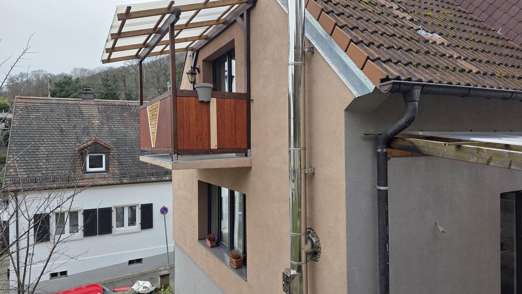 Predaj domu 96 m², pozemok 380 m², Neustadt an der Weinstraße, Porýnie-Falcko Predaj domu 96 m², pozemok 380 m², Neustadt an der Weinstraße, Porýnie-Falcko