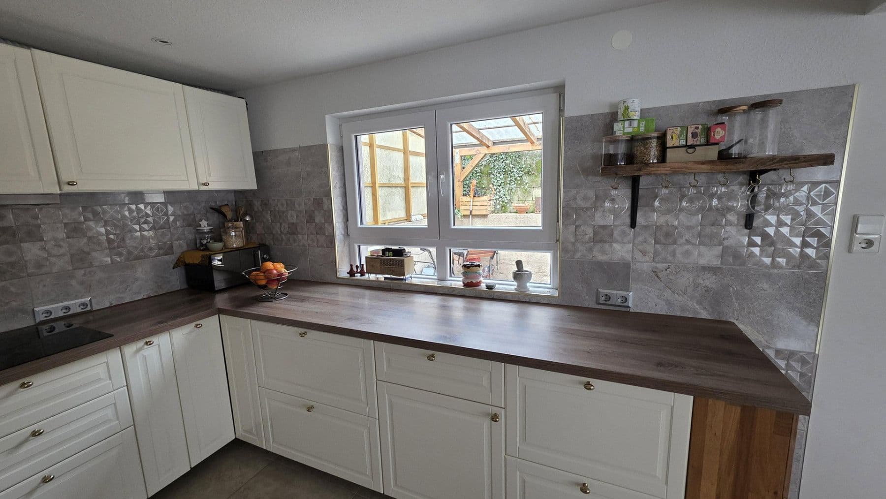 Predaj domu 96 m², pozemok 380 m², Neustadt an der Weinstraße, Porýnie-Falcko Predaj domu 96 m², pozemok 380 m², Neustadt an der Weinstraße, Porýnie-Falcko