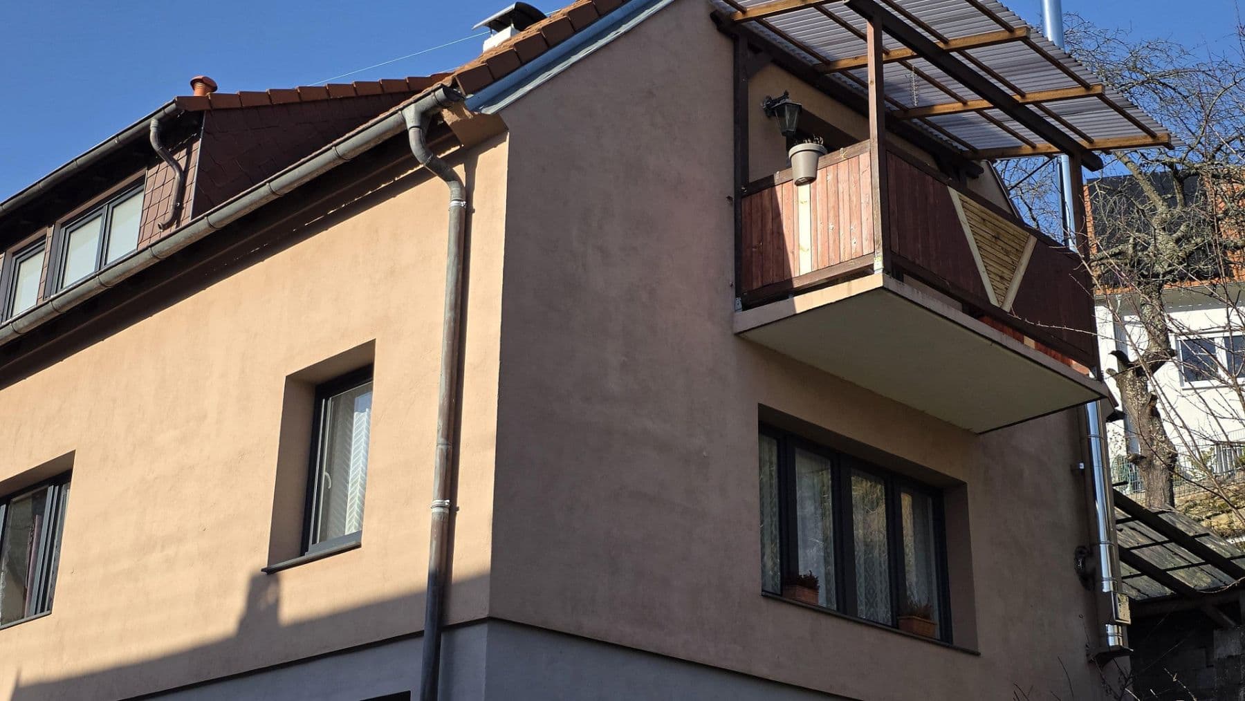 Predaj domu 96 m², pozemok 380 m², Neustadt an der Weinstraße, Porýnie-Falcko Predaj domu 96 m², pozemok 380 m², Neustadt an der Weinstraße, Porýnie-Falcko