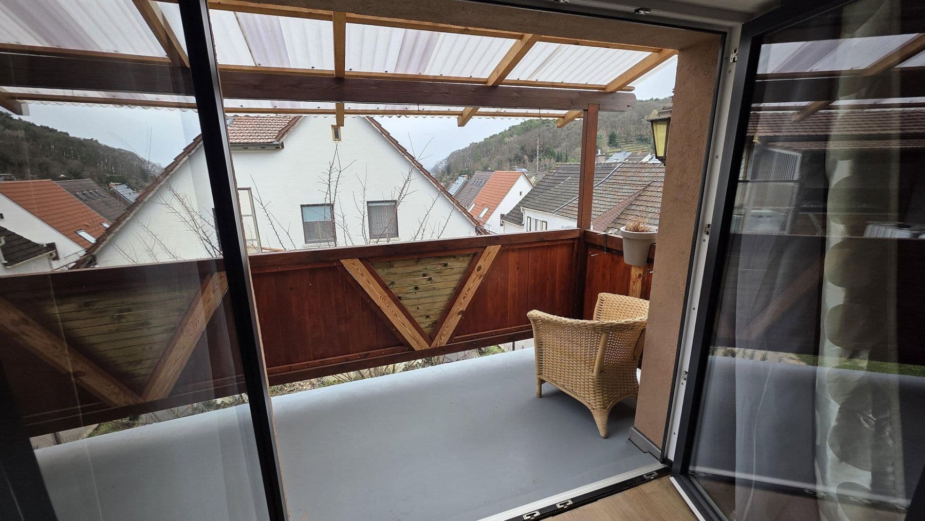 Predaj domu 96 m², pozemok 380 m², Neustadt an der Weinstraße, Porýnie-Falcko Predaj domu 96 m², pozemok 380 m², Neustadt an der Weinstraße, Porýnie-Falcko