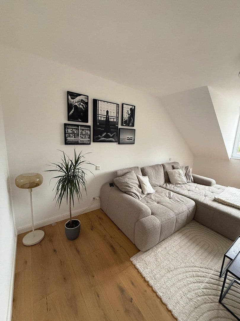 Prenájom bytu 3-izbový 83 m², Nieder-Olm, Porýnie-Falcko Prenájom bytu 3-izbový 83 m², Nieder-Olm, Porýnie-Falcko