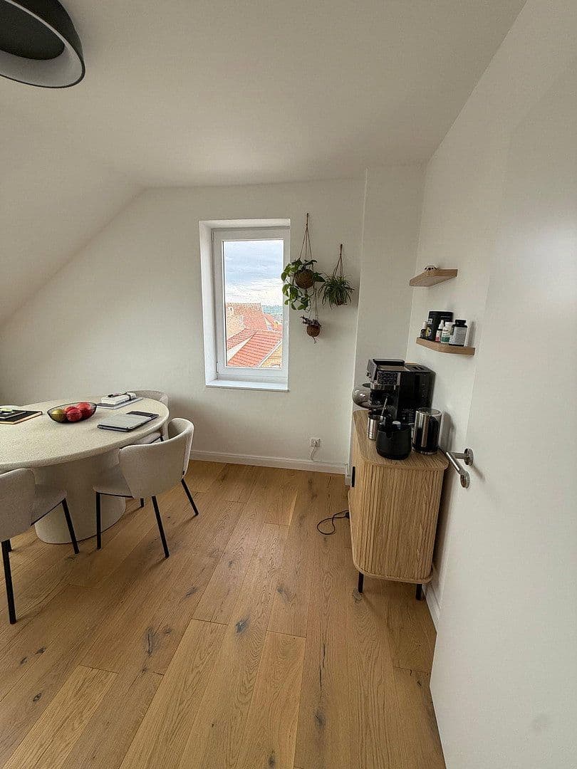 Prenájom bytu 3-izbový 83 m², Nieder-Olm, Porýnie-Falcko Prenájom bytu 3-izbový 83 m², Nieder-Olm, Porýnie-Falcko