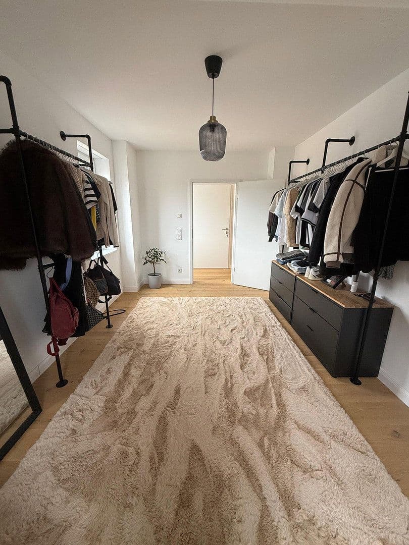 Prenájom bytu 3-izbový 83 m², Nieder-Olm, Porýnie-Falcko Prenájom bytu 3-izbový 83 m², Nieder-Olm, Porýnie-Falcko