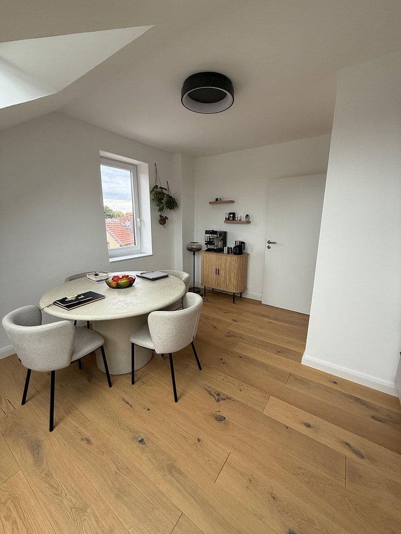 Prenájom bytu 3-izbový 83 m², Nieder-Olm, Porýnie-Falcko Prenájom bytu 3-izbový 83 m², Nieder-Olm, Porýnie-Falcko