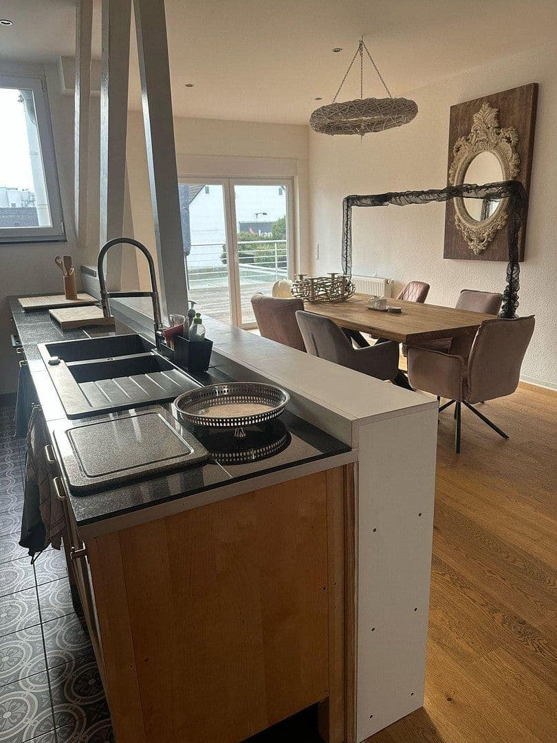 Predaj domu 631 m², pozemok 400 m², Bismarckstraße 47, Mönchengladbach, Severné Porýnie - Westfálsko Predaj domu 631 m², pozemok 400 m², Bismarckstraße 47, Mönchengladbach, Severné Porýnie - Westfálsko
