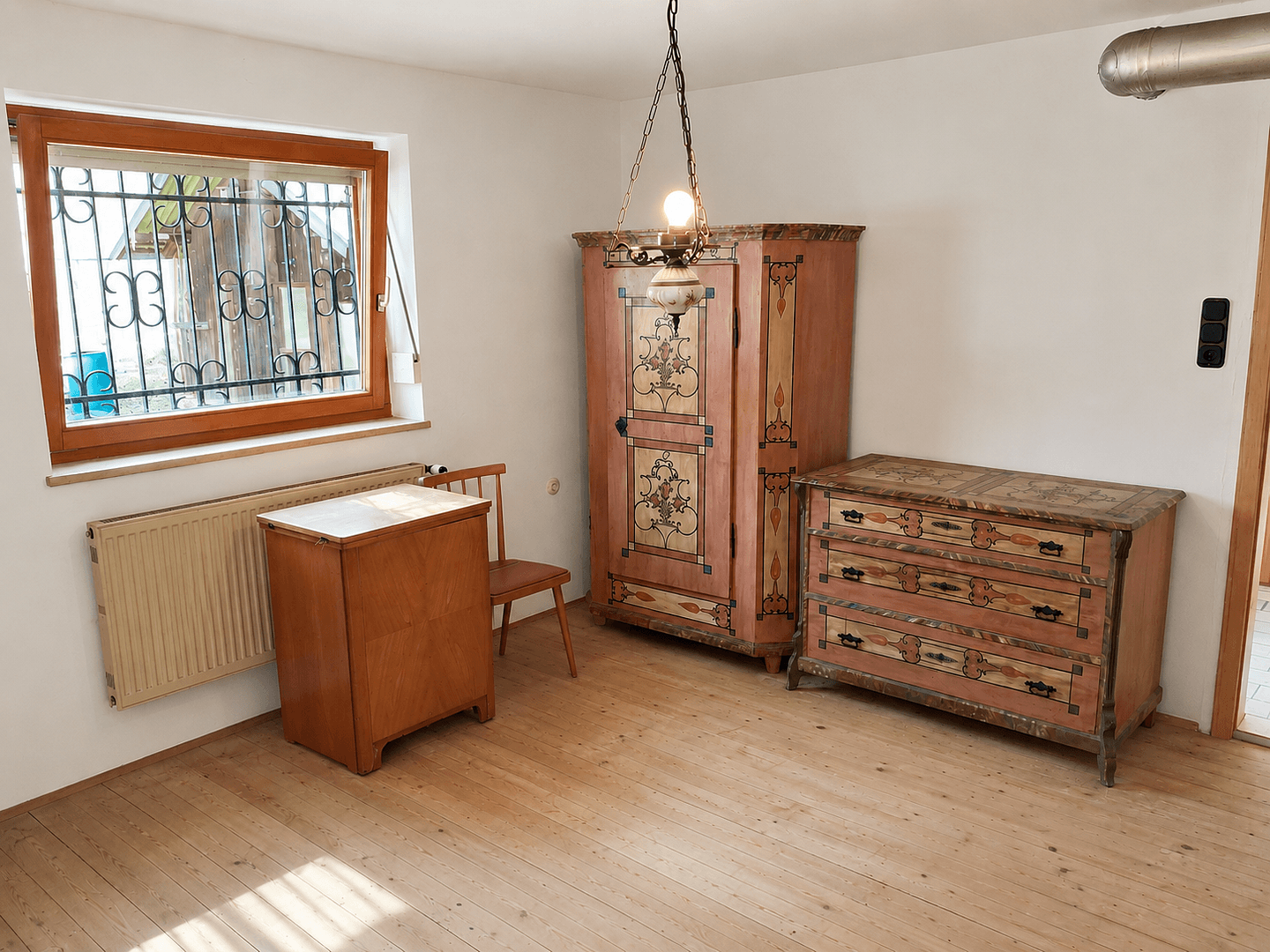 Predaj domu 250 m², pozemok 2.300 m², Emmerting, Bavorsko Predaj domu 250 m², pozemok 2.300 m², Emmerting, Bavorsko