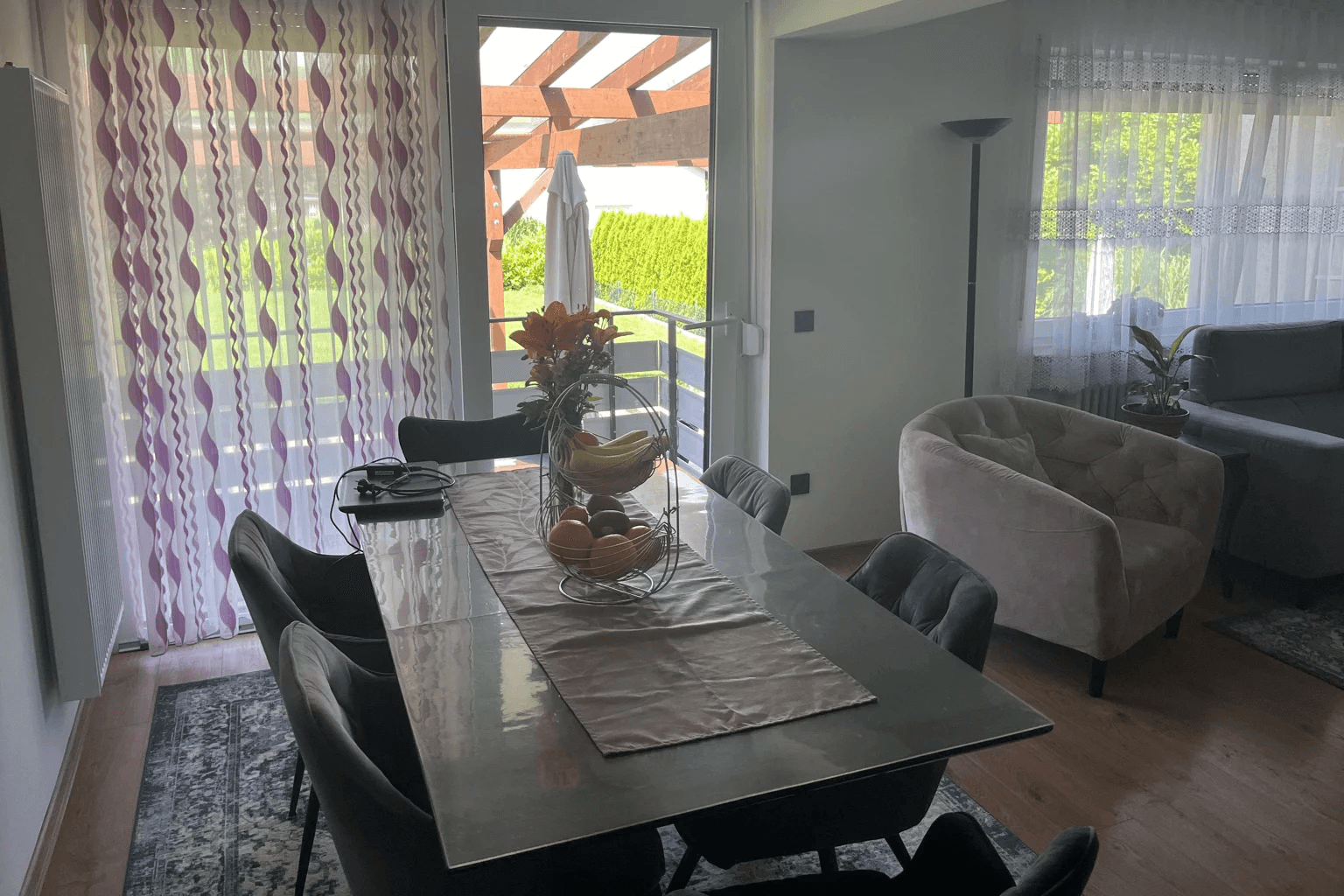 Predaj domu 147 m², pozemok 677 m², Tuttlingen, Bádensko-Wurttembersko Predaj domu 147 m², pozemok 677 m², Tuttlingen, Bádensko-Wurttembersko