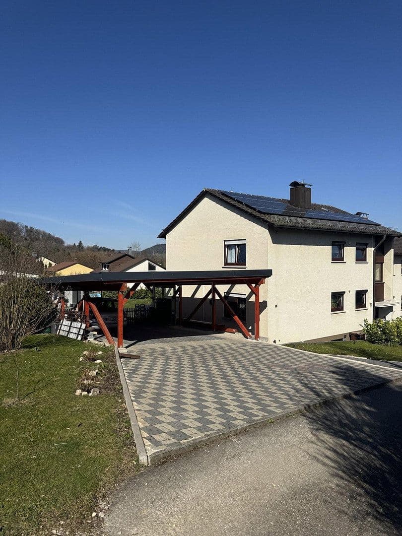 Predaj domu 147 m², pozemok 677 m², Tuttlingen, Bádensko-Wurttembersko Predaj domu 147 m², pozemok 677 m², Tuttlingen, Bádensko-Wurttembersko