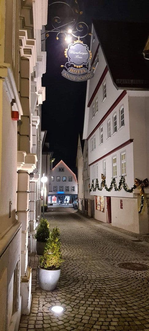 Predaj domu 336 m², pozemok 146 m², Scharfengasse 3, Künzelsau, Bádensko-Wurttembersko Predaj domu 336 m², pozemok 146 m², Scharfengasse 3, Künzelsau, Bádensko-Wurttembersko