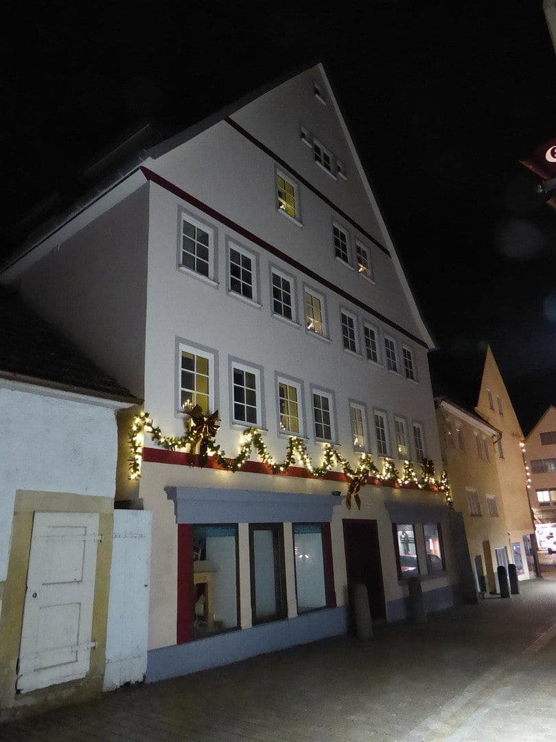 Predaj domu 336 m², pozemok 146 m², Scharfengasse 3, Künzelsau, Bádensko-Wurttembersko Predaj domu 336 m², pozemok 146 m², Scharfengasse 3, Künzelsau, Bádensko-Wurttembersko
