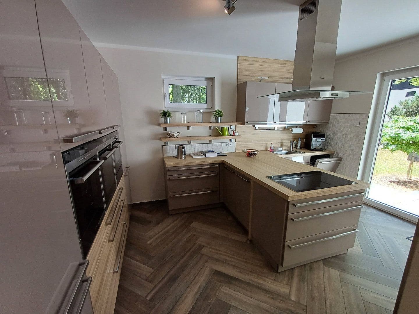 Predaj domu 240 m², pozemok 624 m², Falkensee, Brandenbursko Predaj domu 240 m², pozemok 624 m², Falkensee, Brandenbursko